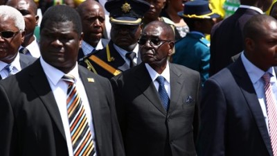 Antigos militares apelam a manifestação pela saída de Mugabe