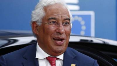 António Costa admite barrar entrada de viajantes do Brasil se UE determinar