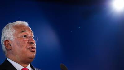 António Costa admite punir organizadores e participantes em festas ilegais