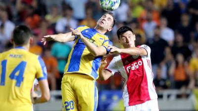 APOEL impõe nulo ao Ajax no ‘play-off’ da Liga dos Campeões