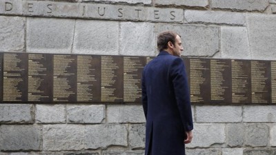 Apoiantes de Mélenchon divididos entre voto em Macron e voto em branco