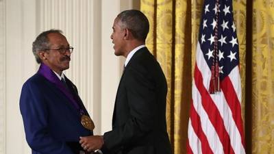 Artista norte-americano Jack Whitten morre aos 78 anos
