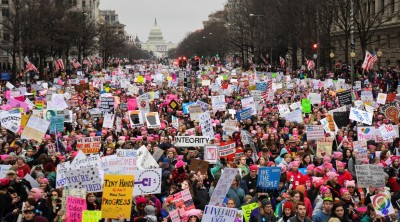Artistas na rua contra Trump