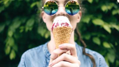 ASAE instaura 19 processos, apreende 100 litros de gelado e fecha dois estabelecimentos
