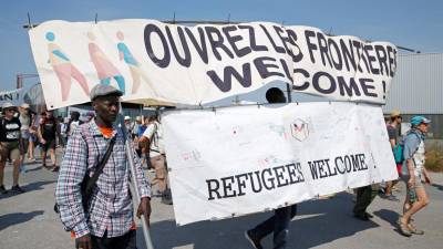 Associações denunciam “violência policial” contra voluntários em França