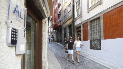 Associação do Alojamento Local considera “justa” isenção do pagamento por conta