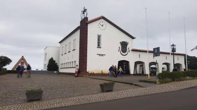 Atribuição de apoios domina reunião de Câmara em Santana