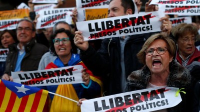 Autarca de Barcelona acusa Puigdemont de conduzir região “ao desastre”
