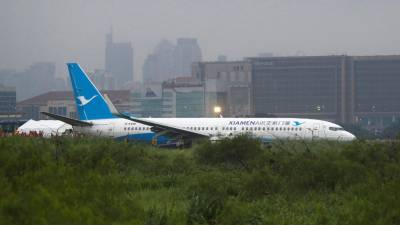 Avião chinês com 157 passageiros falhou aterragem em Manila, sem causar feridos