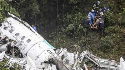 Avião da Chapecoense indicou falta de combustível 40 minutos antes da queda