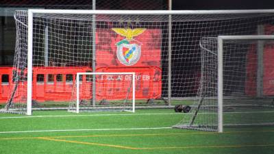 Benfica quer apurar se Centro de Estágio no Seixal é atingido pela poluição