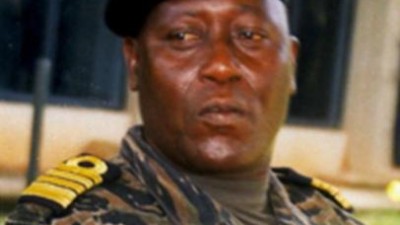 Bissau recebe em euforia antigo líder militar que cumpriu pena por tráfico de droga nos EUA