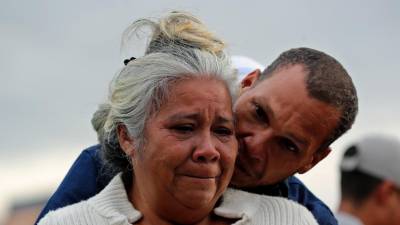 Bogotá transfere 300 venezuelanos no meio de protestos
