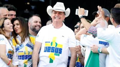 Bolsonaro admite concorrer a um segundo mandato