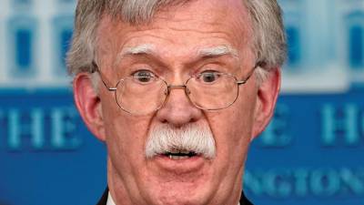 Bolton garante que não haverá futura reunião entre Trump e Putin