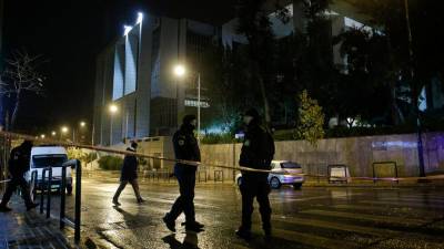 Bomba explode junto a tribunal de Atenas sem causar vítimas