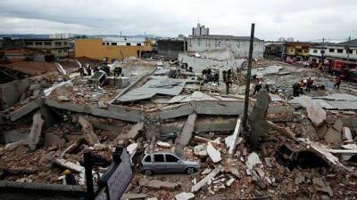 Bombeiros encontram corpo de segunda vítima mortal em prédio que desabou no Brasil