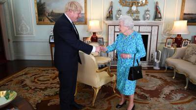 Boris Johnson designado primeiro-ministro britânico pela Rainha Isabel II