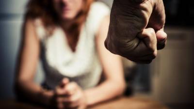 Brasil deixou impunes autores de 10.786 casos de assassínio de mulheres em 2017