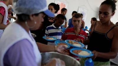 Brasil instala 800 emigrantes venezuelanos em centros de abrigo