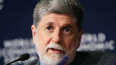 Brasil nunca teve uma posição diplomática tão irracional como agora, diz ex-ministro brasileiro
