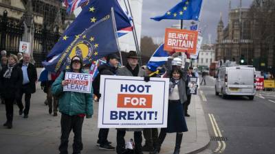 Brexit à espera do “voto significativo”