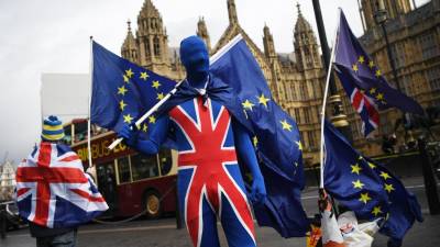 Brexit; Lordes dão ao parlamento o direito de bloquear saída da UE sem acordo