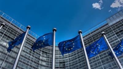 Bruxelas cria fundos de risco para financiar inovação nas empresas