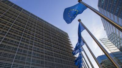 Bruxelas mantém Portugal entre países com desequilíbrios macroeconómicos