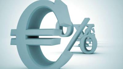 Bruxelas melhora previsões do défice para este ano e 2020 em linha com Governo