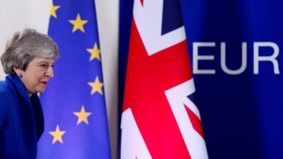 Bruxelas satisfeita com acordo sobre extensão do ‘Brexit’