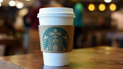 Cadeia Starbucks vai encerrar 400 cafetarias nos EUA e Canadá
