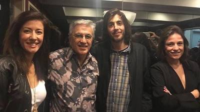 Caetano Veloso actua com Salvador Sobral na final do festival da Eurovisão