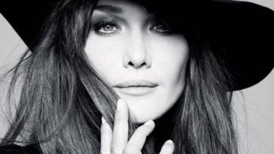 Cancelados concertos de Carla Bruni em Portugal