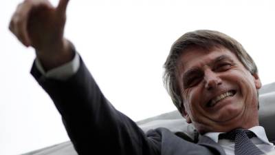 Candidato à presidência brasileira Jair Bolsonaro denunciado por racismo