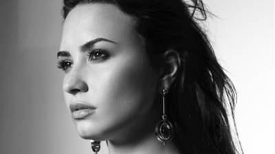 Cantora e actriz norte americana Demi Lovato internada de urgência