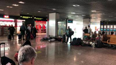 Caos ainda é visível mas o Aeroporto está operacional