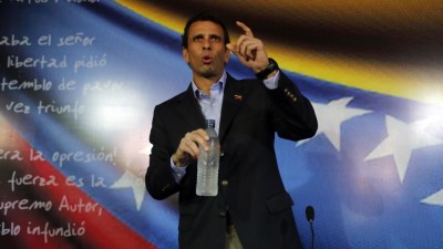 Capriles aponta 6 de Dezembro como limite para diálogo na Venezuela