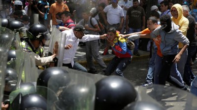 Caracas acusa Governos da região de violarem normas da OEA contra a Venezuela