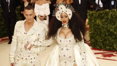 Cardi B encabeça lista de nomeados aos prémios de vídeo da MTV