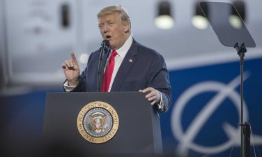 Casa Branca despede assessor que criticou Trump