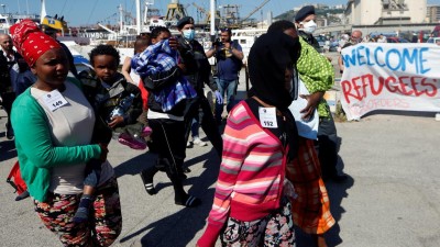 Cerca de 1,2 milhões de refugiados necessitam ser recolocados