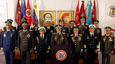 Chefes militares declaram “lealdade absoluta” a Nicolás Maduro