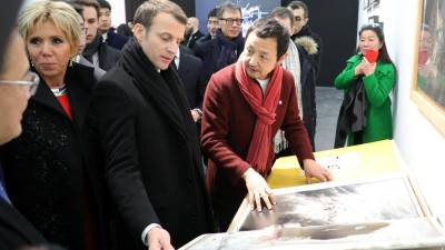 China encomenda 184 aviões à Airbus no último dia da visita do Presidente francês