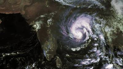 Ciclone Bulbul leva à retirada de 1,5 milhões de pessoas