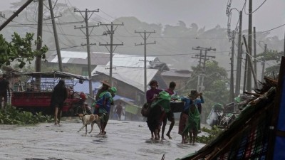 Ciclone Mora obriga à retirada de 450 mil pessoas no Bangladesh