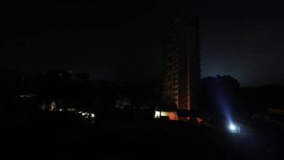 Cinco detidos e 19 procurados por provocarem apagões eléctricos na Venezuela