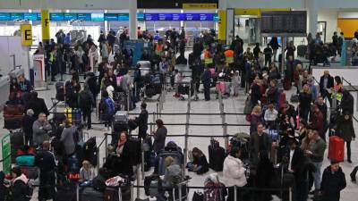 Cinco ligações aéreas foram canceladas entre Lisboa, Porto, Faro e Gatwick, em Londres