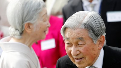 Câmara Baixa japonesa aprova lei para a abdicação do imperador Akihito