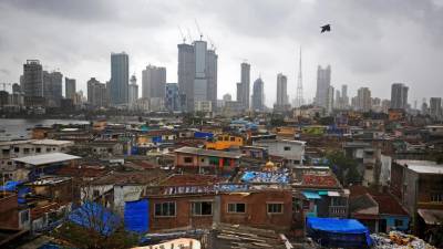 Colapso de edifício na Índia faz 12 mortos e 13 feridos